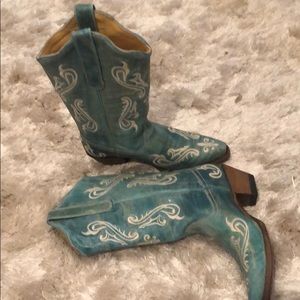 Turquoise cowgirl boots. Size 7 1/2